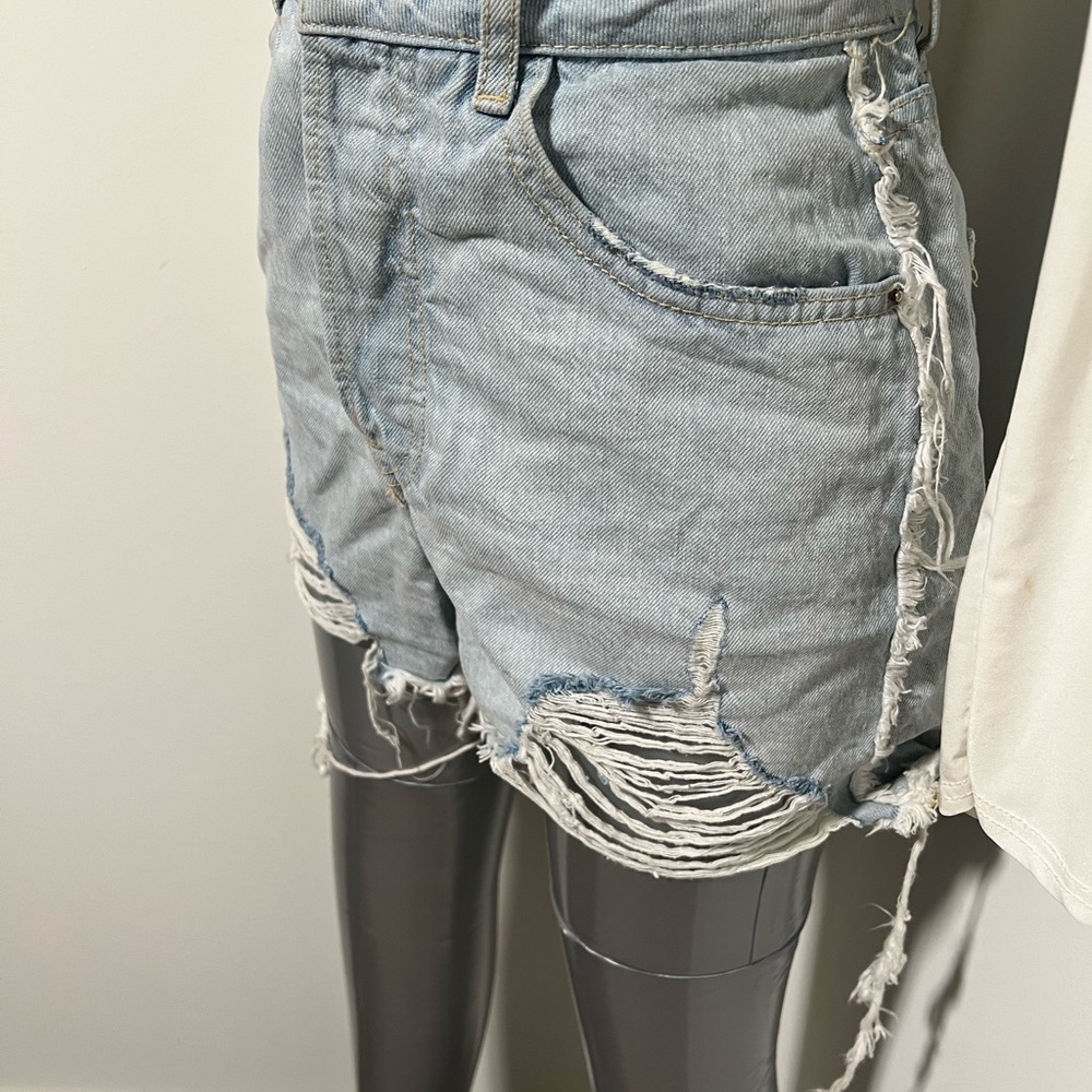 ZARA SHORTS! - Picture 3 of 10